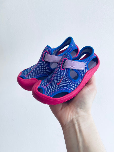 Nike Closed Toe Neoprene Sandals (8 Toddler)