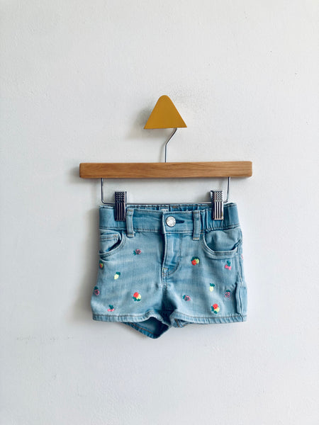 Gap Embroidered Fruit Shorts (2Y)
