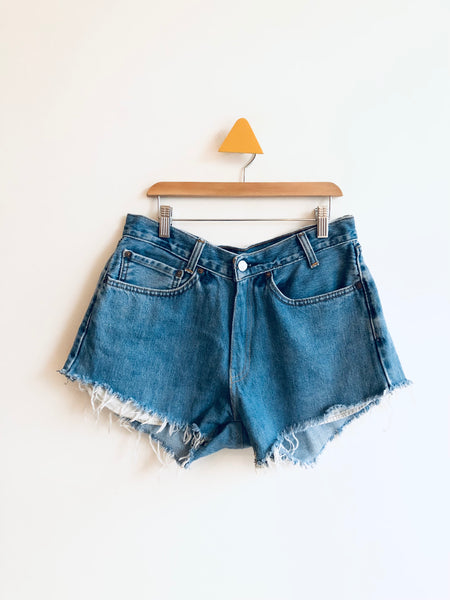 Levis Denim Shorts (Adult 44 x 30)