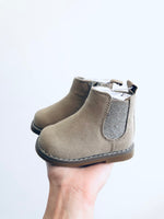 H&M Sparkly Detail Chelsea Boots (4/5 Toddler)